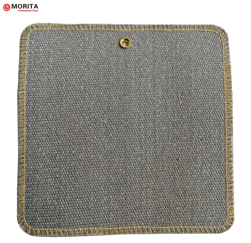 Plumbing Tools Thick Soldering Mat 300*300mm Fiberglass Fabric For Heat Insulation Flame Retardant Soldering